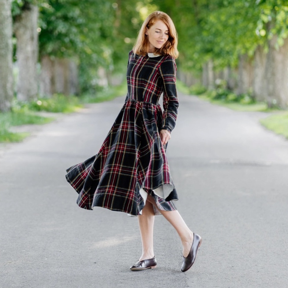 Son de Flor Holiday Plaid Long Sleeve Dress 100% Linen Sustainable